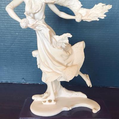 Giuseppe Armani Skating Winter Figurine White 