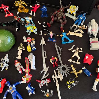 Power Ranger Miniatures And Miscellaneous Parts