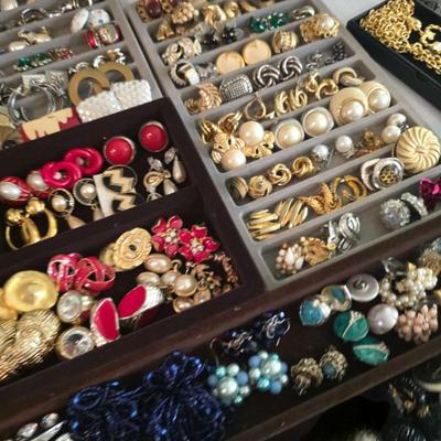 Sale Photo Thumbnail #29