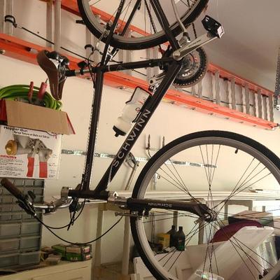 Schwinn Midmoor 10-Speed Road Bike