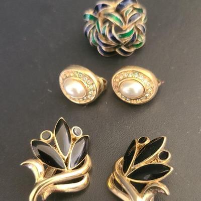 Vintage European Christian Dior Costume Earrings, Trifari Enamel Earrings, Enamel Ring (Adjustable)