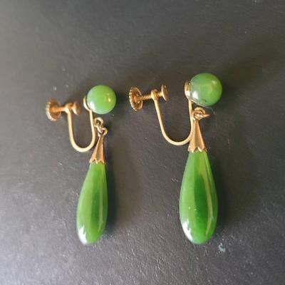 Vintage 14k Gold and Jade Earrings