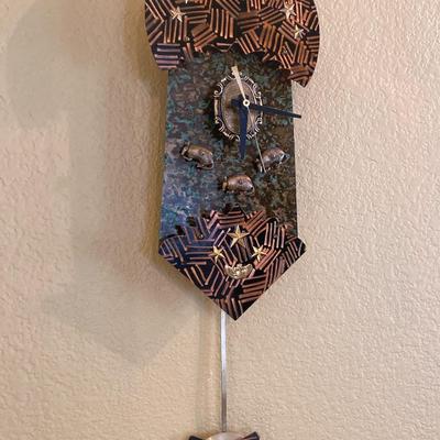 Metal Armadillo Pendulum Wall Clock