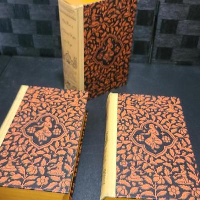 "The Thousand Nights And a Night", Heritage Press, Burton Translation, 1001 Decorations by V. Angelo