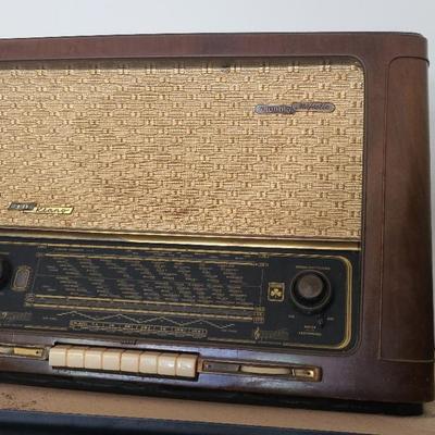 LARGE Vintage Grundig Radio, Brought From Germany, 1950s Or Older -- WORKING!!