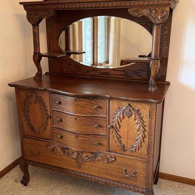 Antique Victorian Oark Buffet