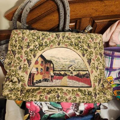 Sale Photo Thumbnail #407