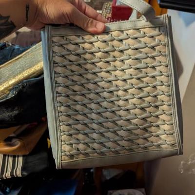 Sale Photo Thumbnail #506