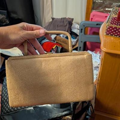 Sale Photo Thumbnail #407
