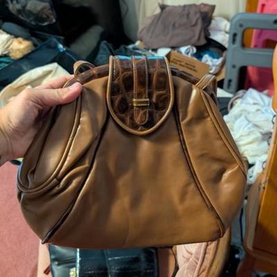 Sale Photo Thumbnail #497
