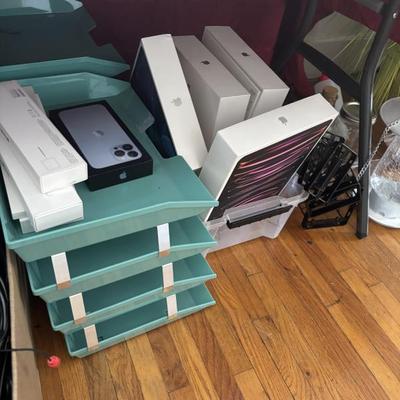 Sale Photo Thumbnail #261