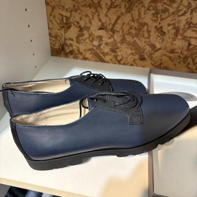 Sale Photo Thumbnail #649