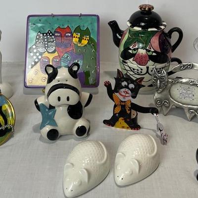 Eclectic Feline And Friends