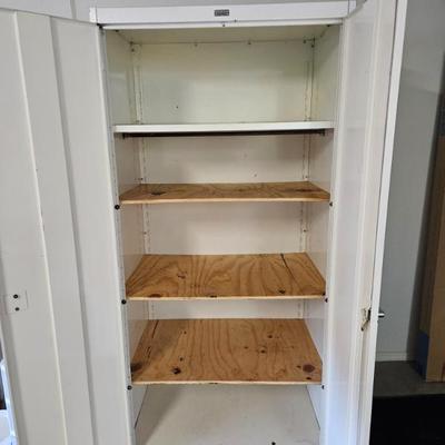 Heavy Duty Cabinet, Perfect For Garage!