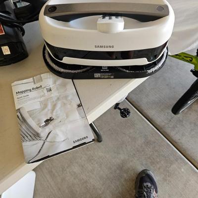 Samsung Mopping Robot