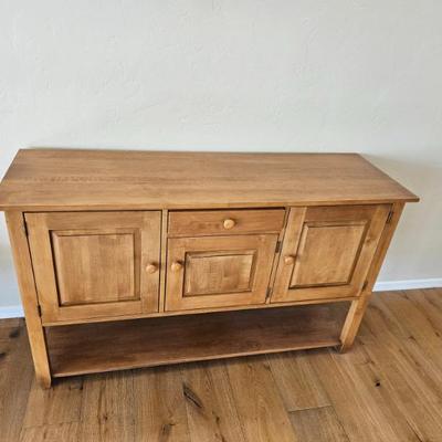Beautiful Ethan Allen Buffet Table