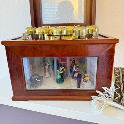Sale Photo Thumbnail #502