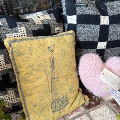 Sale Photo Thumbnail #252