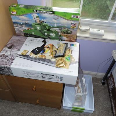 Sale Photo Thumbnail #180