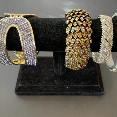 4 Gorgeous Bangle Bracelets