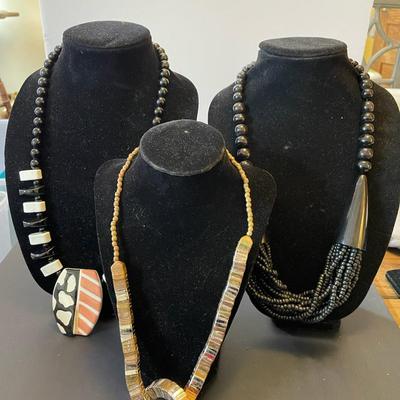3 Vintage Necklaces 