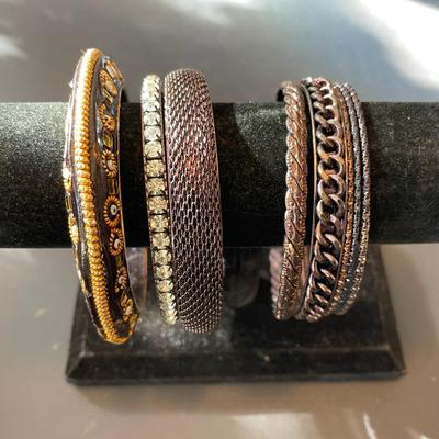 8 Bangle Bracelets Bronze Color