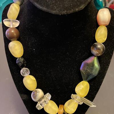 Bold & Playful Chunky Necklace – 9” of Vibrant Style!