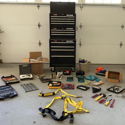 Craftsman Tool Chest -  Lots of Tools etc