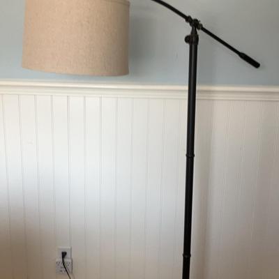Adjustable Arm Floor Lamp