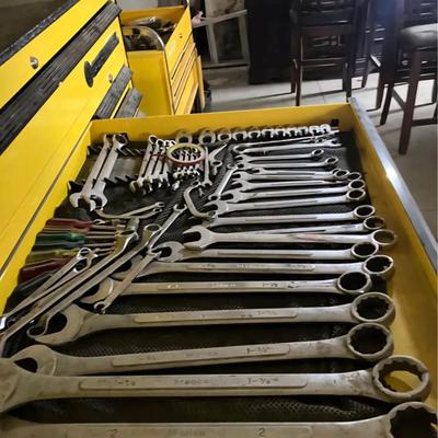 Mechanics wrenches