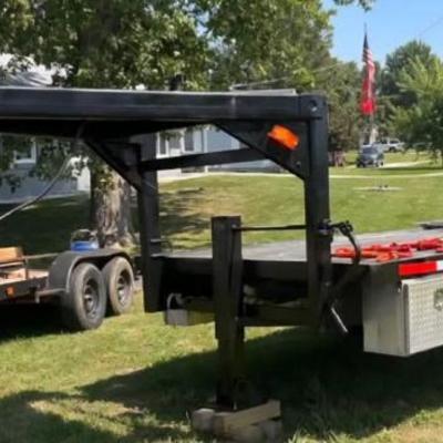 1989 Gooseneck flat deck 16 foot