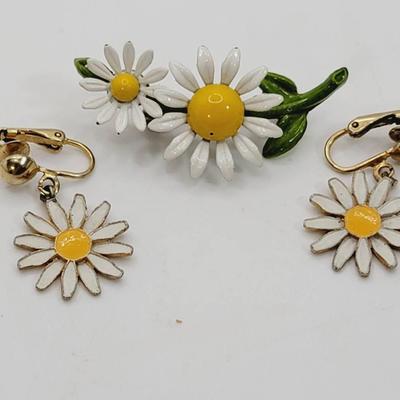 Vintage Costume Jewelry Floral Daisy Set Pin Earrings 