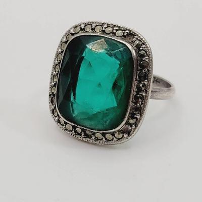 Emerald Glass Marcasite Sterling Ring Approx Sz 5 