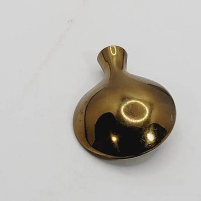 Vintage Brass Vase Pin Corsage Boutonniere Pin 