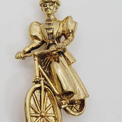 Wizard Of Oz Style Woman On Bicycle Pin 1928