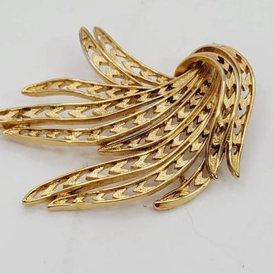 Large Goldtone Monet Swag Brooch Pin