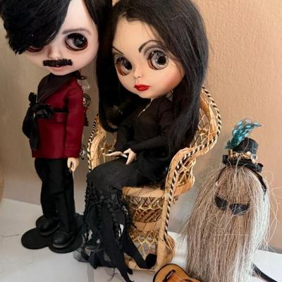 Sample of many Blythe dolls, custom made by our client 