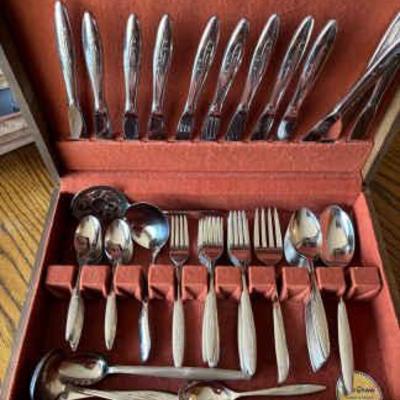 https://ctbids.com/estate-sale/36523