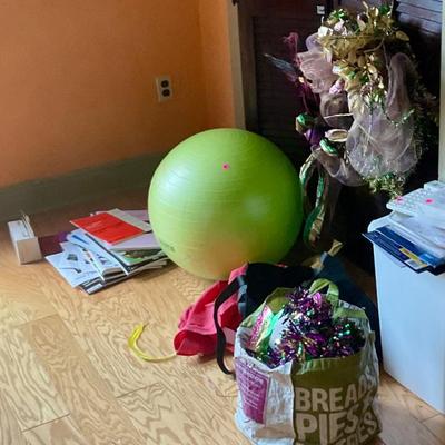 Decorations 
