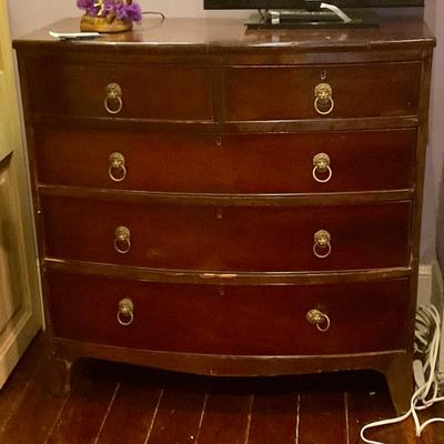 Chest of drawers