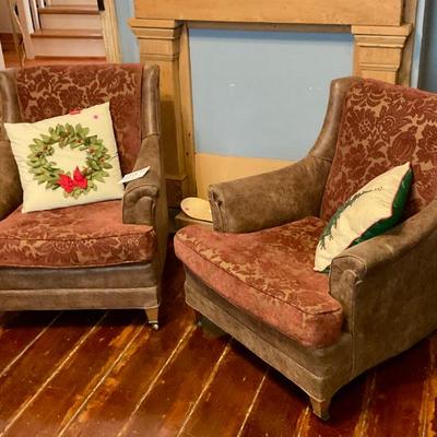 Pair of arm chairs