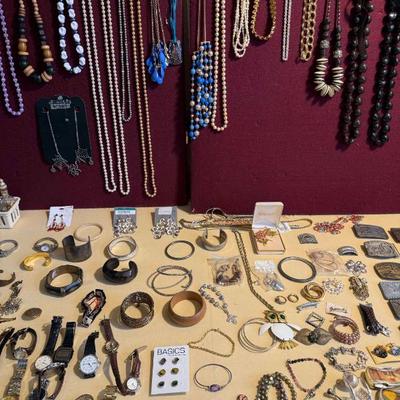 Sale Photo Thumbnail #131
