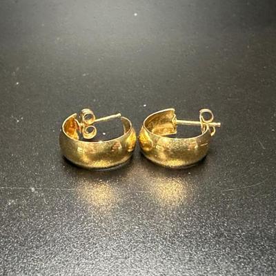 14k gold earrings