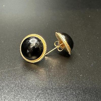 14k gold earrings