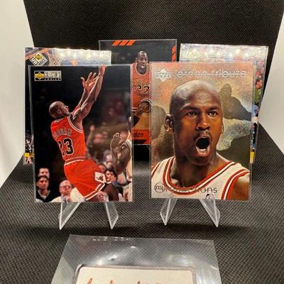 Michael Jordan Basketball Card Lot (5) Cards