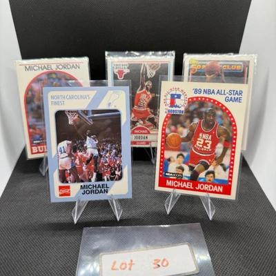 Michael Jordan Basketball Card Lot (5) Cards