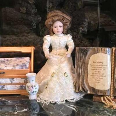 Pc104 vintage doll and sewing box