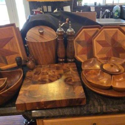Pc143 vintage 1960 s wooden accessories for dining