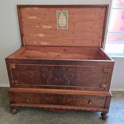 Pc155 continental cedar chest