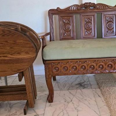 Pc137v vintage storage bench and oval tv trays